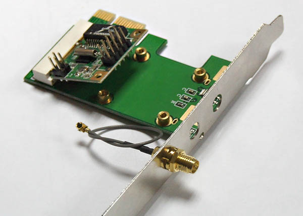 адаптер mini PCIe – PCIe GC1001 с установленной картой расширения